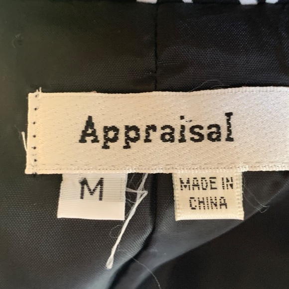 Appraisal Geometric Print Fitted Jacket with Belt - Black & White - Medium - Picture 11 of 15